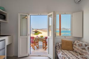 Manolis And Filio Home -By The Sea