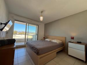 Panoramic view Mediterranean sea Wifi AC free parking