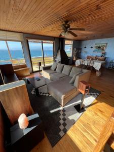 Acogedora casa con hermosa vista en sector muy tranquilo