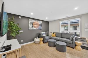 Downtown Revelstoke Retreat by Canadian Rockies Vacation Rentals