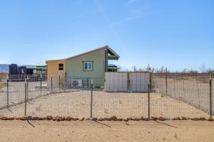 Tiny Town Cottages in Rodeo! Dog House