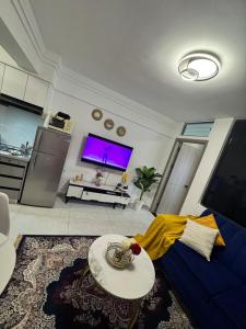 The Cozy Karibu Corner