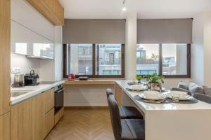 Artemis Moonlight Suit