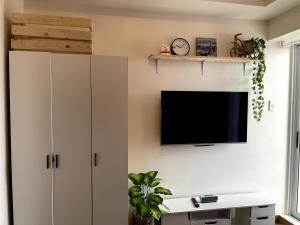 Cozy Condo near LRT, Katipunan, Araneta Cubao