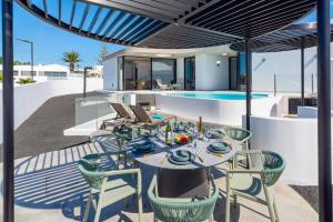 Villa Callao by Villa Plus