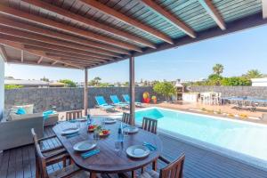 Villa Lemes by Villa Plus