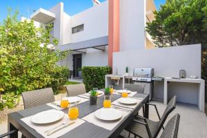 Villa Kallisti Ialyssos by Villa Plus