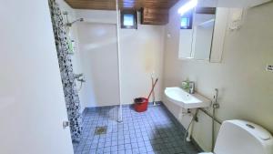 Peaceful 3 bedroom rowhouse