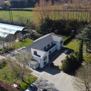 Guesthouse- Deluxe Double Room