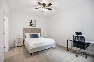 Contemporary 1BR inside Fairmount Square