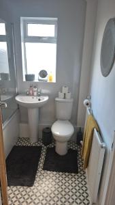 Cockermouth Cottage - Lakes - Parking