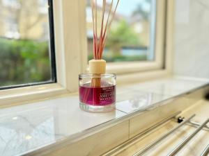 Spacious 2BR House near Elephant & Castle Zone 1-2