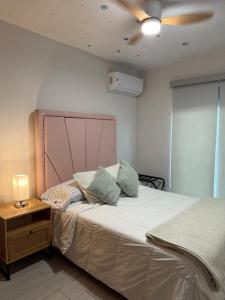 Hermosa casa en Santa Catarina, a 9 minutos del consulado,15 minutos fundidora, paseo Santa Lucía, cómoda, ubicación privilegiada, gym, equipada