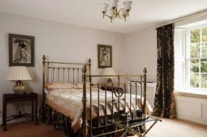 Prospect House Elegant Georgian 4BR Home in Durnham