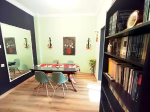 Sweet and Cozy home by Sasa