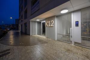 Konopacka Studio - 7th Floor, Trams Nearby - by Rentujemy