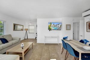 Desoto 2 bedrooms Second floor