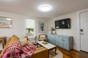 Dreamy 1 Bedroom 4blks from Downtown St. Pete