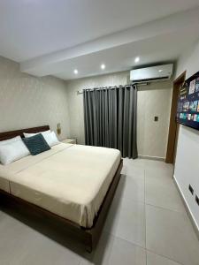 Moderno 1 Habitación Cerca Avenida Churchill