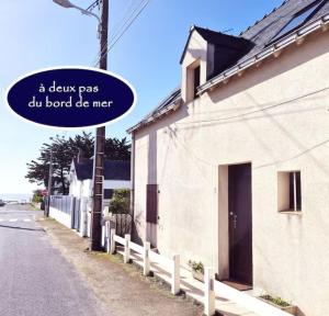 House, everything on foot or by bike!