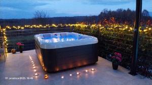 Residence Villa Manuela - Pool & Jacuzzi - Batlug