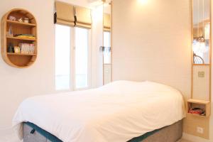 Spacious stay in Suresnes ideal for families!