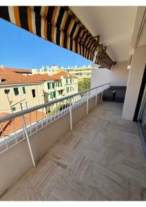 Spacious 2-Bedroom Apartment with Terrace Prime Location in Cannes