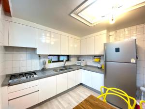 LOCAL STAY Seoul Station 10min car Forest Trail