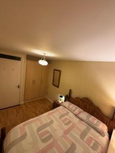 The Green Room Economy City Center in Shared Apartment