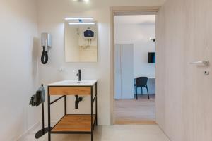 Raffinata Stanza 5 con bagno privato zona Stazione
