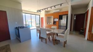 Casa de luxo com 4 Suites Praia dos Ingleses, SC