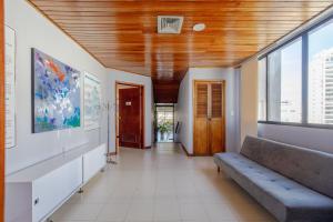 Spacious apartment in Bocagrande near the sea