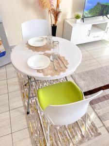 Executive 1 bedroom unit with rooftop pool