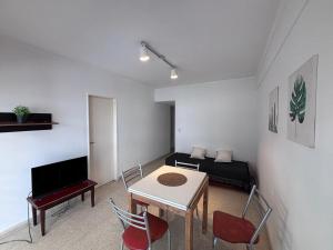 DEPARTAMENTO a 2 CUADRAS DE GUEMES Y DEL MAR