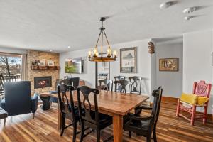 Bear Claw 310 - Ski-in Ski-out Condo!