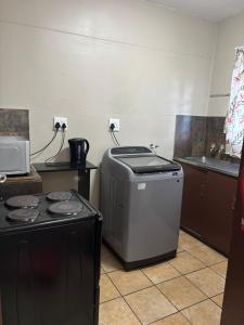 George M Properties Inn