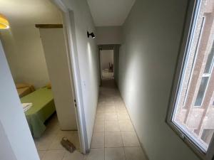 Hermosa vista y espacioso alojamiento