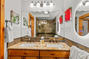 Bear Claw 514 - Ski-in Ski-out Condo!