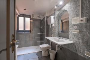 Quiet ,cosy , super central, 2 bedrooms