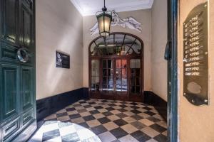 Quiet ,cosy , super central, 2 bedrooms