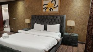 The Perfect Blend of Price and Comfort in GCM laxor Stay in Prime location