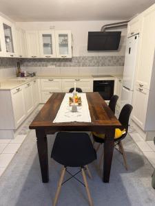 House in the Heart of Râșnov Old Town