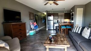 Seaside Beach & Racquet Club 1115