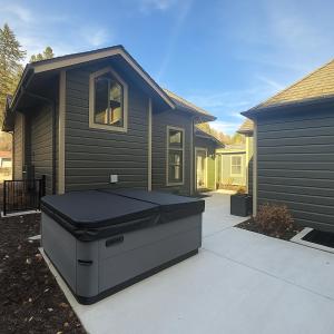 Old Town Luxe Retreat- Walk to Main Hottub- Casita 173