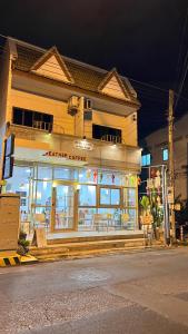 Jeune Hotel at Phra Singh