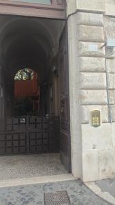 Walk to Vatican museum