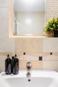 Quiet City Center Apartment