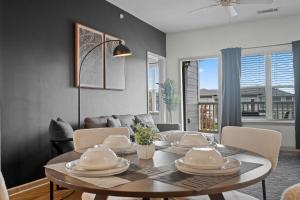 Upscale King 3BR Suite Mins to Uptown Charlotte