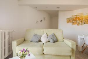 Accommodation with free parking near to the centre
