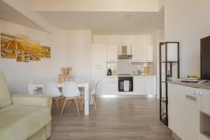 Accommodation with free parking near to the centre